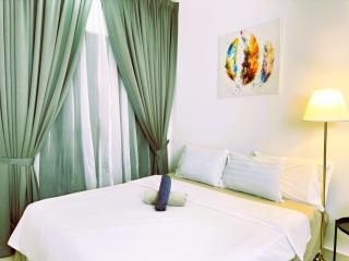 Cozy studio suite free parking Netflix Trion KL - 1
