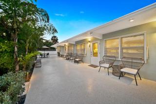 Boutique Vacation Rental Complex At Beach - Cocoa Beach - 9