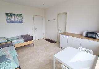 ein Doppelzimmer und ein Dreibettzimmer bei Hamburg - Schwarzenbek - 8