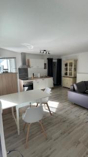 OASE im grünen Hinterhof, EG, Ruhe, Terrasse, Carport, free PayTV, Kaffee&Tee, Fahrräder - Duisburg - 7