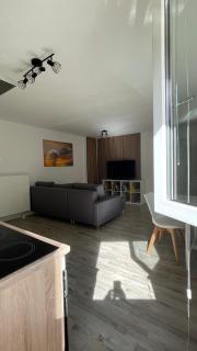 OASE im grünen Hinterhof, EG, Ruhe, Terrasse, Carport, free PayTV, Kaffee&Tee, Fahrräder - Duisburg - 6