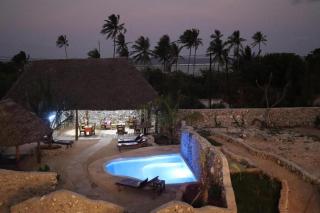 Bungalows Resort - 8