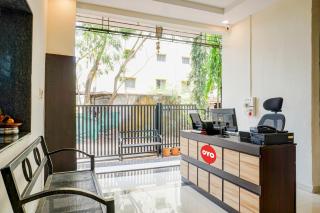 Collection O Golden Leaf - Pune - 9