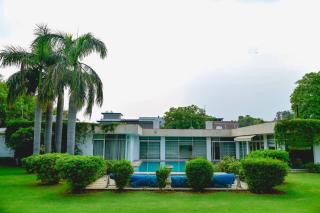 Udman Luxe Villa Chattarpur - New Delhi - 0