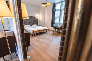 Bulle, vue Cathédrale incroyable - Reims - 1