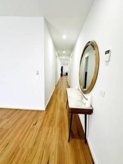 Family retreat-Spacious 4BR - 3