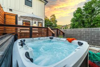 Artisan Oasis-hot Tub Fire Pit 8bd Whole House - Indianápolis - 9