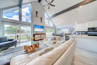 Dolphin Days Lagoon Retreat - Panama City Beach - 0