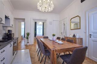National Theatre Elegance Residence - Praga - 8