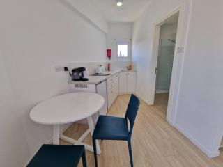 Kitieos Central Apts 100m From Finikoudes Beach - Larnaca - 4