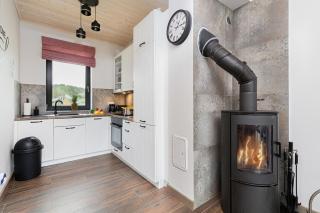Piękny Domek Koralowy w Lubkowie by Noclegi Renters - Lubkowo - 2