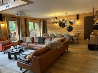 Luxueux chalet 200m² pour 12 pers. aux 3 Vallées, proche pistes et commerces, avec prestations haut de gamme - FR-1-355-244 - 9