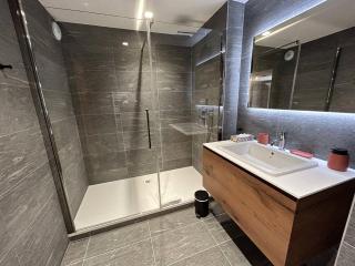 Appartement cosy 2 ch. avec balcon et parking à Méribel, proche pistes - FR-1-355-241 - 3