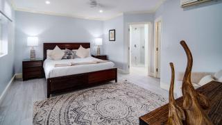 Sapphire Beach 213 apts - Christ Church - 1
