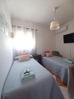 Gibraltar Views Guest House - 5