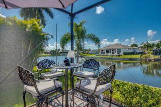 Villa Sweet Mailin by CoralVilla- pool, on water - Shell Point Village - 6