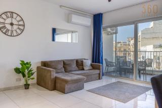 Spacious 3BR home with Private Terrace & WIFI by 360 Estates - Il-Ħofra - 2