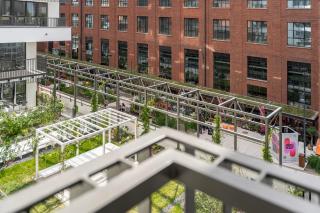 DOKI LifeStyle & Food Hall by Lion Apartments - Danzig - 1