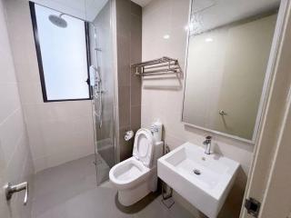 PROMO Connected train 3 Bedrooms - Above Mall 25 - Kuala Lumpur - 2