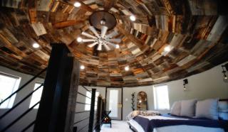 The Barn Silo at Goose Lake Lane - 9