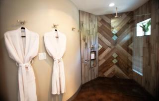 The Barn Silo At Goose Lake Lane - Glendale - 6