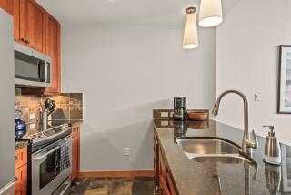 Modern Mountain Suite The Ultimate Alpine Oasis - 5