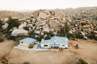 High West House A Boulder Filled Paradise - 9