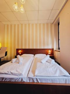 IKURA Hotel Self-check-in - Lutherstadt Eisleben - 1