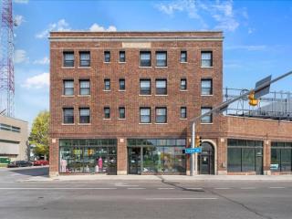 Quiet Studio On Grand - Heart Of Downtown! - 2