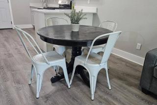 Charming 4br Bundle Near Downtown & Airport - Austin - 4