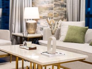 Elegant Two Bedroom Apartment with Large Balcony and Panoramic Downtown Skyline & Boulevard Views by Luxury Space - Dubai - 1
