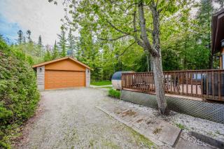 New In Sauble W Sauna & Hot Tub - Sauble Beach - 5
