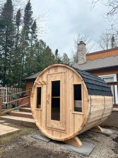 New In Sauble W Sauna & Hot Tub - Sauble Beach - 9