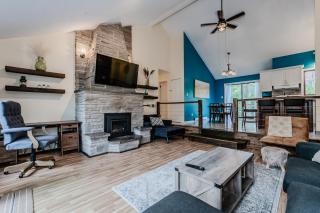 New In Sauble W Sauna & Hot Tub - Sauble Beach - 1