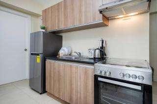 Furnished 2-Bedroom in Avida Towers Riala, Cebu IT Park with Fast WiFi, Netflix, Pool and More - 5