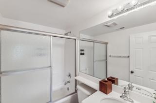 Sunny & Serene Townhouse in Chula Vista townhouse - Chula Vista - 1