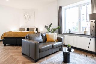 Xl Loft With Balcony And Wifi Near Hotspots - Tilburgo - 0