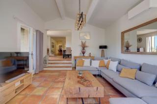 VILLA rénovée, piscine vue mer, clim, borne VE - Roquebrune-sur Argens - 4