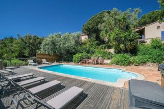 VILLA rénovée, piscine vue mer, clim, borne VE - Roquebrune-sur Argens - 2