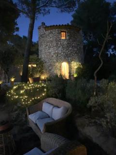 Moulin Rouge Provençal Suite Premium avec jacuzzi extérieur - Bouc-Bel-Air - 2