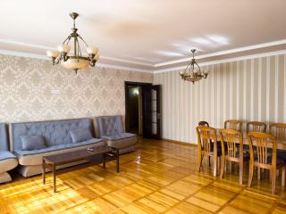 Green Oasis in City Center - Tashkent - 0