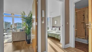 Eastern Suite - City centre, Free parking and Balcony - Birmingham - 2