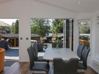Lakeland View - 1