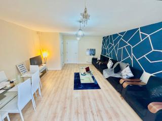 Prime Location In Reading Centre With Parking - 2