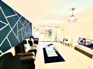 Prime Location In Reading Centre With Parking - 7