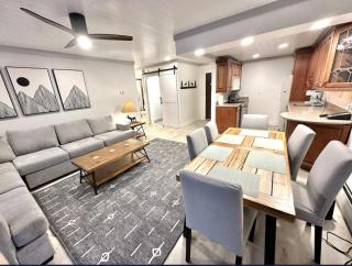 Remodeled Ski in and ski out Condo! - 9