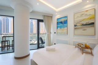 Livbnb - Marina Front 3BR with Wraparound Balcony & Yacht Views Vida Residences - Dubái - 2