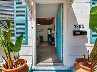 Picturesque Bungalow in Savannah - Savannah - 0