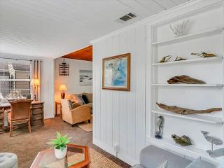 Picturesque Bungalow in Savannah - 3