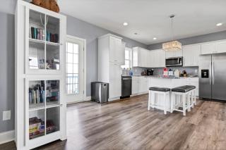 Paid Time Off by Sea Scape Properties - Surf City - 2